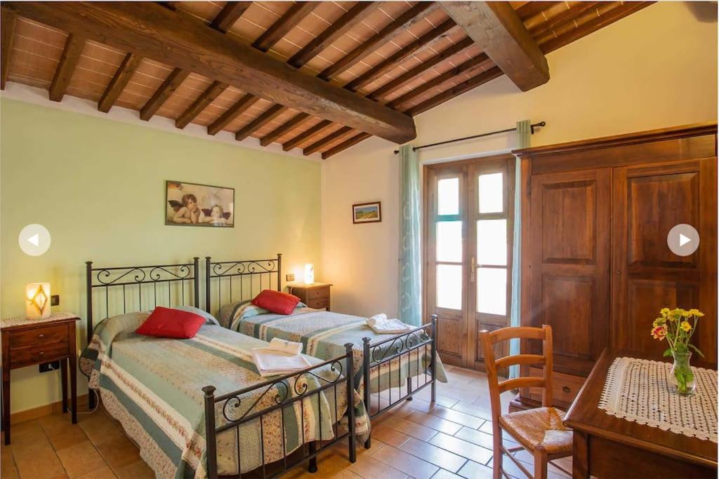 Agriturismo Il Pino - Villa Esclusiva a Volterra